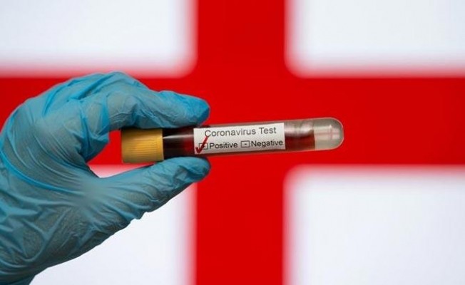 İngiltere’de son 24 saatte korona virüsten 674 kişi öldü